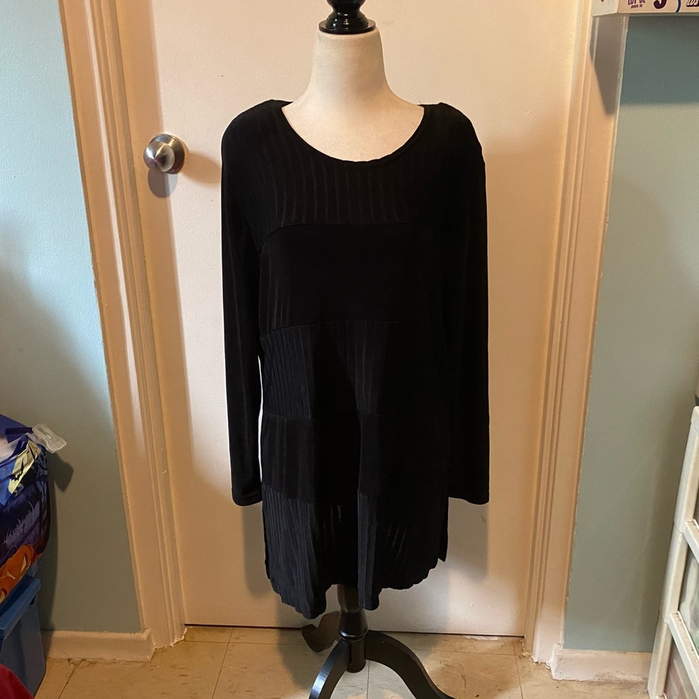 ARTEX BLACK TUNIC - Picture 5 of 9